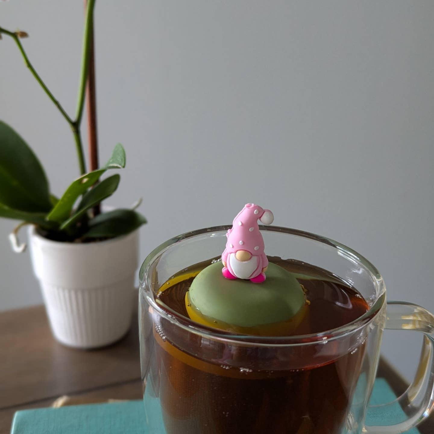 Pink Gnome Floating Tea Steeper