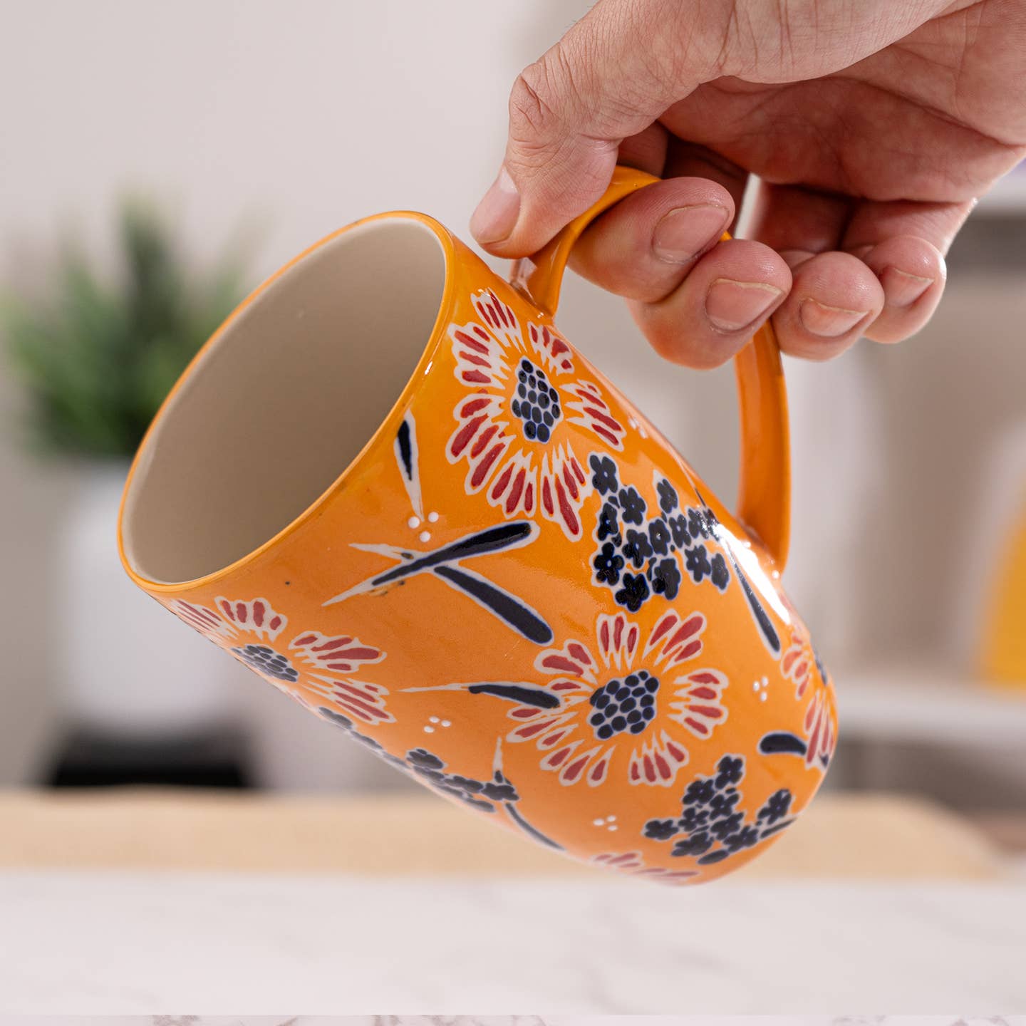 Yellow Design Mug with Infuser and Lid 15oz